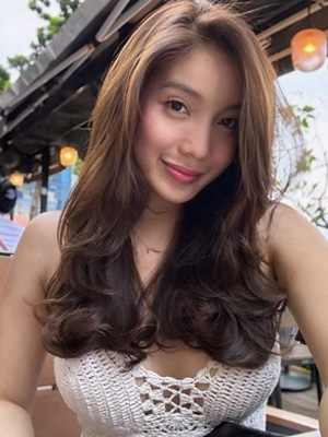 新加坡陌陌网按摩师 Olivia